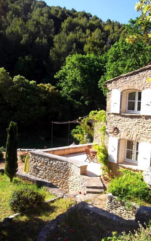 Gasthaus La Bastide Du Vallon Saumane-de-Vaucluse Exterior foto
